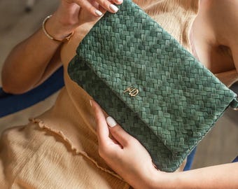 Handmade Woven Lambskin Leather Crossbody Bag – Fold Over Clutch: Detachable Strap
