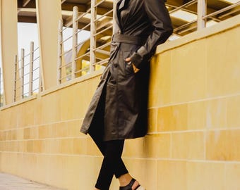 Handmade Black Sheepskin Leather Trench Coat for Women's Double Breasted Overcoat