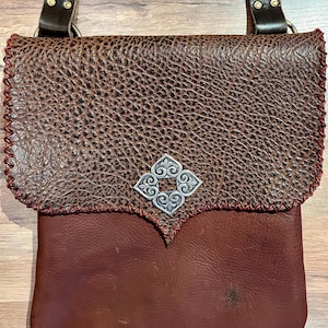 Cartera de piel con solapa de piel de búfalo de agua