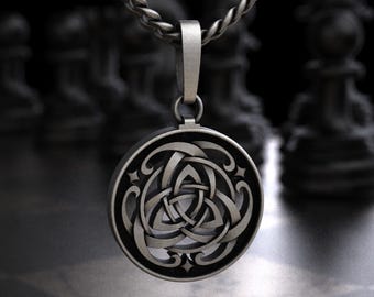 Sterling Silver Celtic Triquetra Knot Medallion Pendant Necklace, Interlaced Trinity Knot Round Coin Charm, Irish Celtic Heritage Jewelry