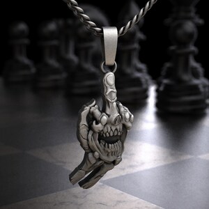 Collana con ciondolo a forma di mostro demoniaco, ciondolo in argento sterling a forma di creatura malvagia, gioiello horror con artigli spaventosi, collana gotica da uomo, idea regalo