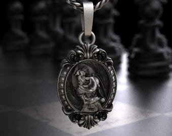 Sterling Silver Celtic Triquetra Knot Medallion Pendant Necklace, Interlaced Trinity Knot Round Coin Charm, Irish Celtic Heritage Jewelry