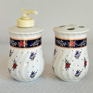 Vintage Floral Bathroom Set: Ceramic Soap Dispenser & Toothbrush Holder