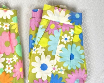Vintage jaren 1970 gebloemde tailleschort • Retro Flower Power halfschort