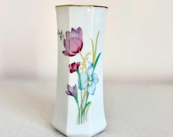 Vintage Japanische Bud-Porzellanvase: Achteckiges Blumenmuster, Mid-Century Dekor