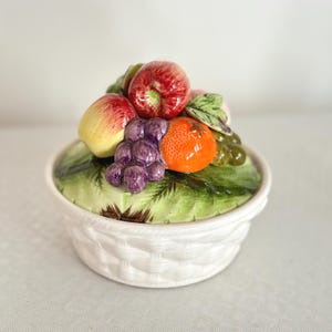 Vintage Keramik Obstschale: Kitsch Korb-Stil Dekor