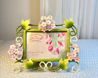 Vintage Floral Metal Picture Frame, Romantic Cottagecore Photo