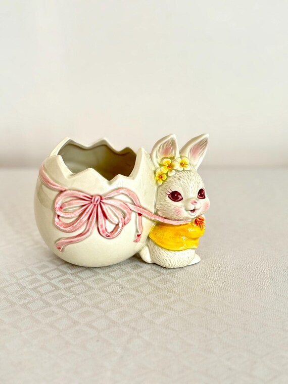 Lefton Ceramic Easter Bunny Planter – Anthropomor… - image 1
