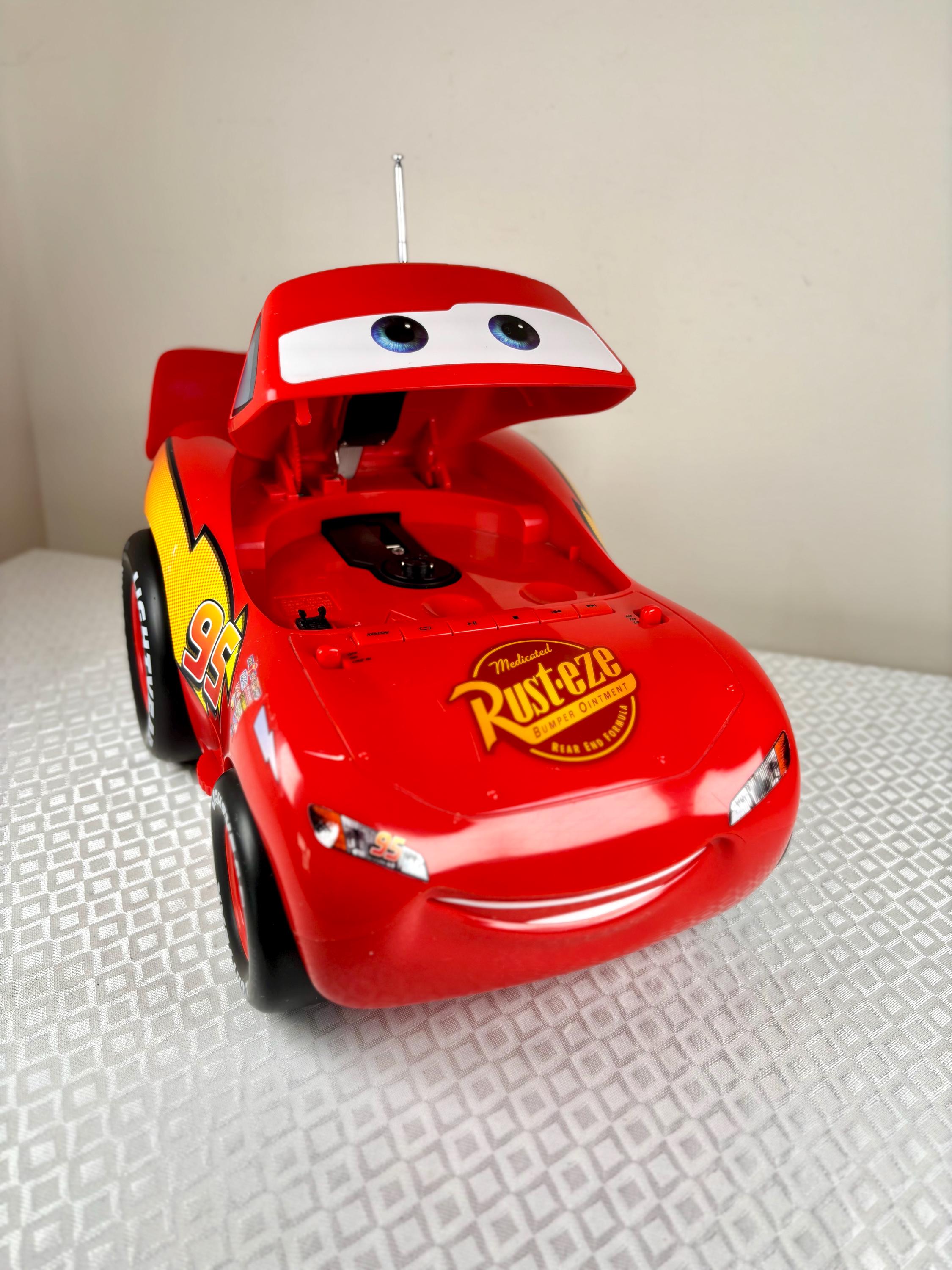 Vintage Disney Pixar Cars Lightning Mcqueen CD Player Radio