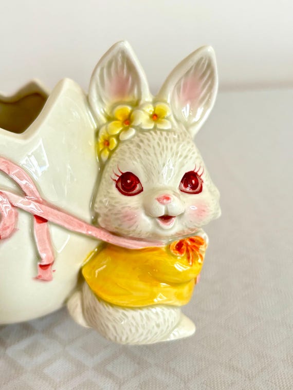 Lefton Ceramic Easter Bunny Planter – Anthropomor… - image 8