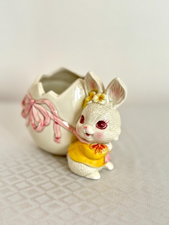 Lefton Ceramic Easter Bunny Planter – Anthropomor… - image 6