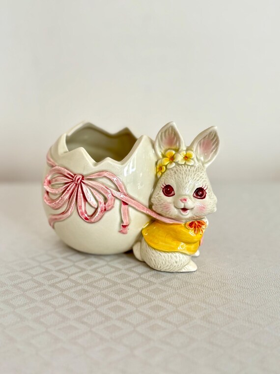 Lefton Ceramic Easter Bunny Planter – Anthropomor… - image 7