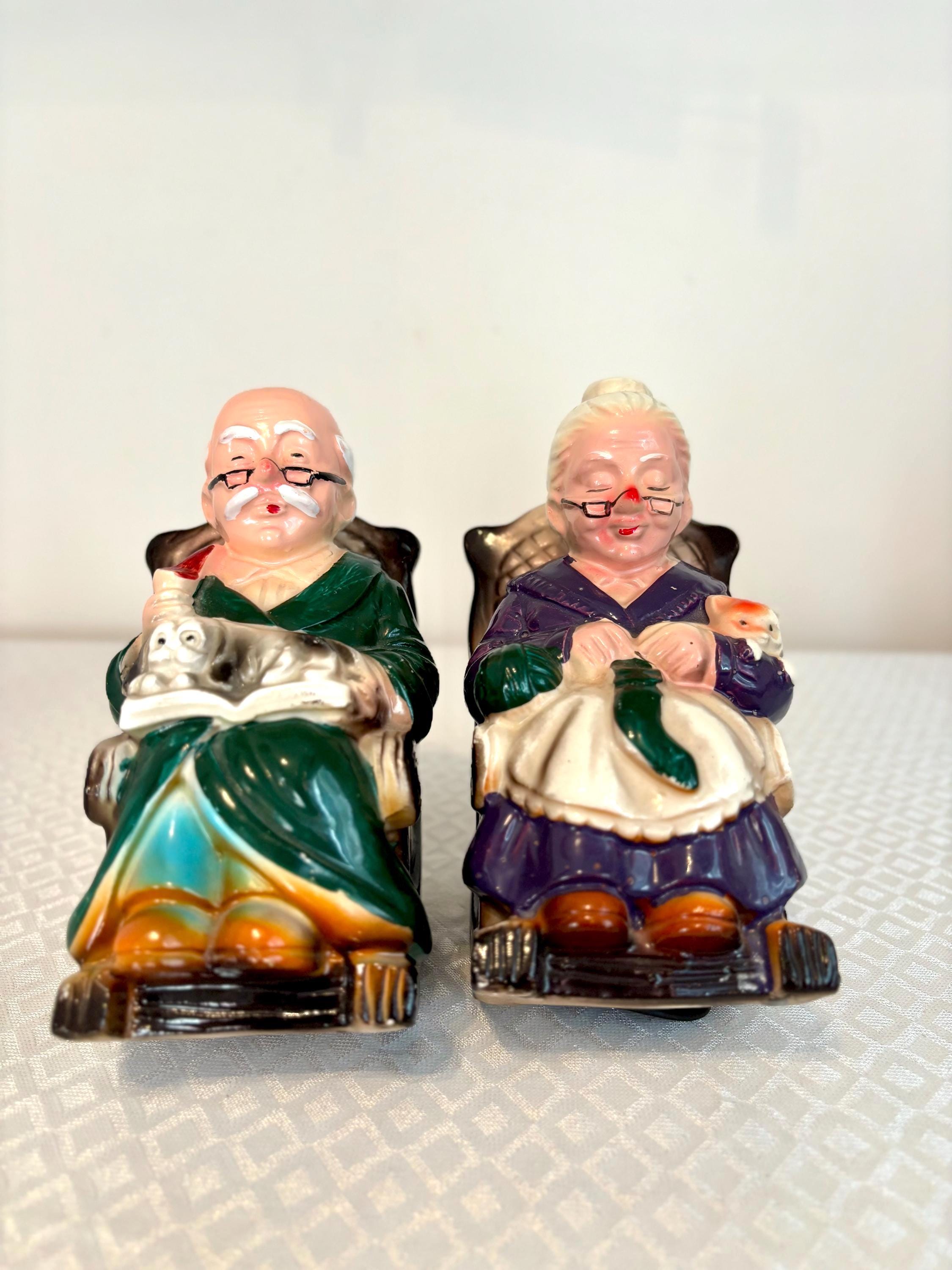 アンティーク置物（老人） ヴィンテージのおじいちゃんとおばあちゃんの貯金箱｜日本製陶器