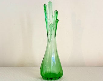 Green Swung Glass Vase Five-Finger Style