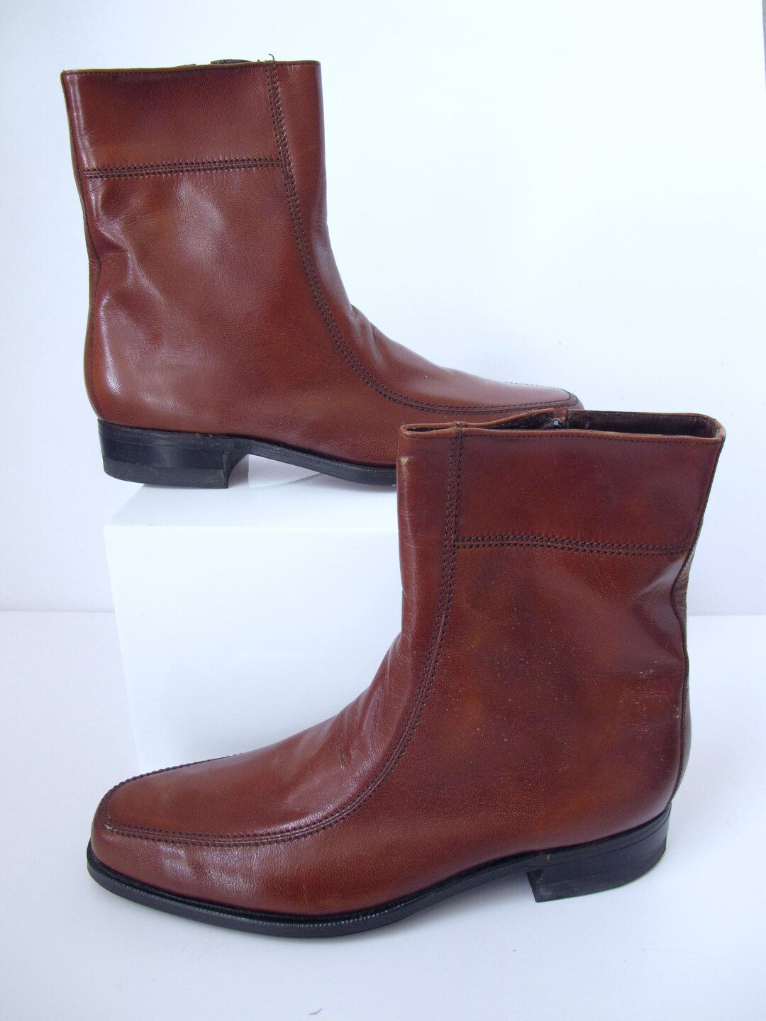 Vintage Florsheim 8E Chestnut Leather Beatle Boots! EUC! Florsheim | Shoes | Vintage Florsheim Imperial Beatles Monk  main image 4