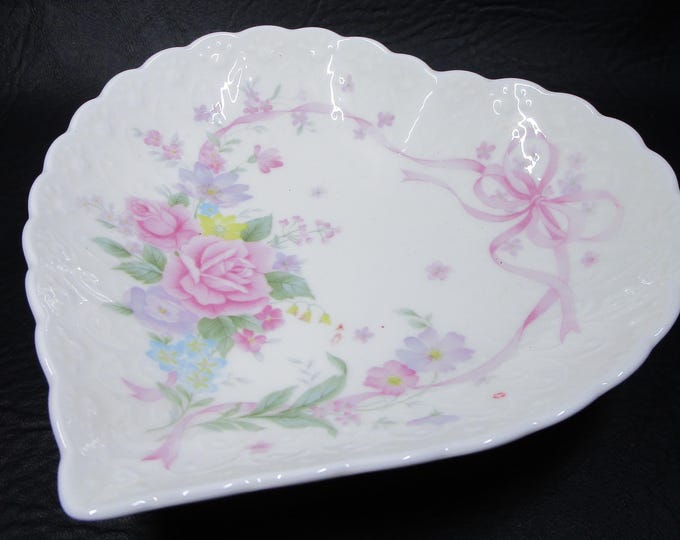 Featured listing image: Mikasa Japan ALL MY LOVE Heart Shaped Bowl Candy Trinket Dish