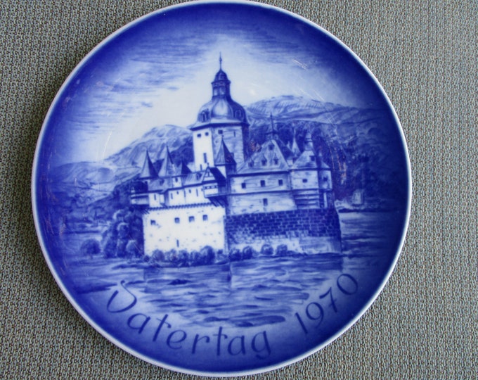 Featured listing image: Father's Day 1970 Vatertag Plate Castle Pfatz Bareuther Bavaria Germany