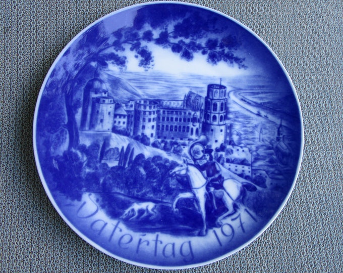 Featured listing image: Father's Day 1971 Vatertag Plate Castle Heidelberg Bareuther Bavaria Germany
