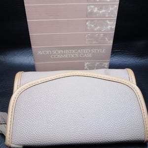 Avon Makeup Bag &quot;Sophisticated Style&quot; Cosmetics Case Travel Bag Brown Vinyl with Mirror 1987 Avon in Original Box