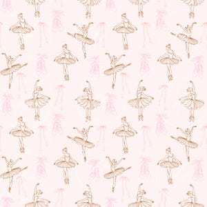 Op de afbeelding: Een herhalend patroon met gouden lijntekeningen van ballerina's in verschillende poses, balletschoenen en roze linten. De achtergrond is lichtroze. Het ontwerp is elegant en gracieus.