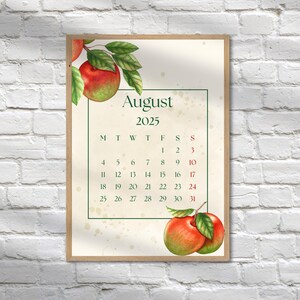 Calendario mensual de agosto de 2025 en PDF descargable Calendario imprimible del mes de agosto de 2025 Póster de pared con manzanas Domingo Lunes Inicio Tamaño carta A4