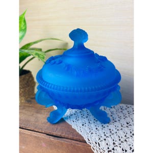 Vintage Westmoreland "Argonaut Shell" Blue Satin Glass Covered Dish – Footed Trinket Box