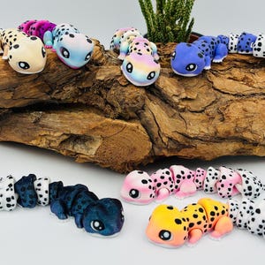 3D-gedruckter beweglicher Gecko – handgemachte Reptilienfigur, verschiedene Farben, Geschenk & Deko, flexi, Wunschfarbe