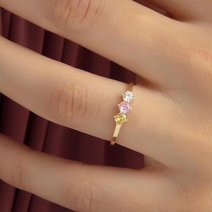 Familie Geburtsstein Ring - 3.00 mm Steine, 10K-18K Gelbgold, anpassbar mit Namen, sinnvolles Geschenk