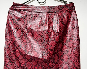 Red Snake Print Mini Skirt Trendy Women’s Faux Leather Skirt Animal Print Fashion