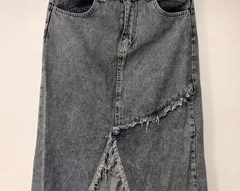 Gloednieuwe blauwe spijkerrok, maat M – trendy en stijlvol