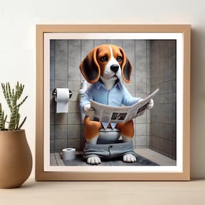 Beagle leest krant in toilet, badkamerposter grappige hond, muurkunst voor badkamerdecor, dierenkunstwerk, grappige badkamerafdruk
