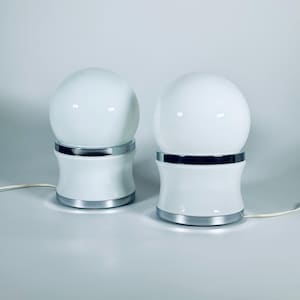 Reggiani Tischlampe Lampe lamp Opalglas Chrom 1960er Italy Modern Space Age