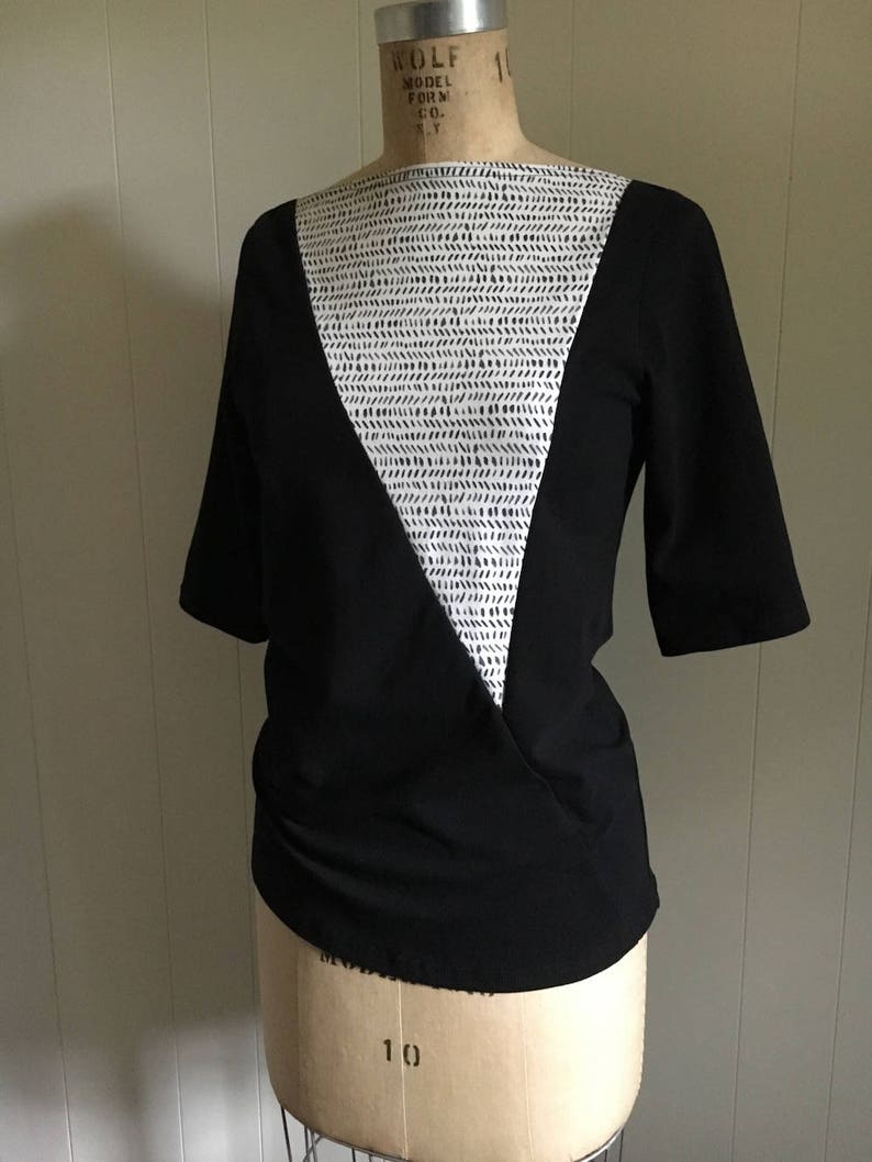 Triangle Top, Women's Top, Cotton Jersey with Dash Print, Mid sleeves, Modern style made to order image 1