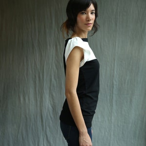 Fae Top, Black and White, Cotton Jersey, Flutter Sleeve Handmade to order image 3