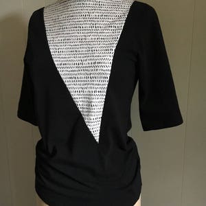 Triangle Top, Women's Top, Cotton Jersey with Dash Print, Mid sleeves, Modern style made to order image 3
