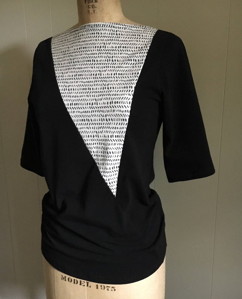 Triangle Top, Women's Top, Cotton Jersey with Dash Print, Mid sleeves, Modern style made to order image 3