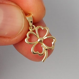 14k Gold vierblättriges Kleeblatt, 14k Klee Anhänger, 14k Schmuck, Anhänger, Glücksklee Charm, viel Glück, 14k Goldschmuck, 14k Schmuck