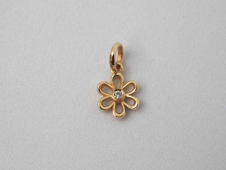 14k Solid Gold Daisy Necklace, Gold Flower Necklace, Daisy Charm, Dainty Everyday, Birthday Gift, 14k Necklace,14k Gold Jewelry, 14k Jewelry image 6