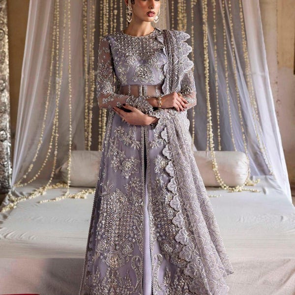 Flieder vorne offenes Hemd pakistanische indische Hochzeitskleider Stickerei Kleidung Eid Party Salwar Kameez individuell genähte Verlobung Gast Outfits