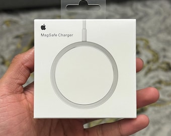 Apple MagSafe Wireless Charger - Silver (For iPhone 12/13/14/15/16)