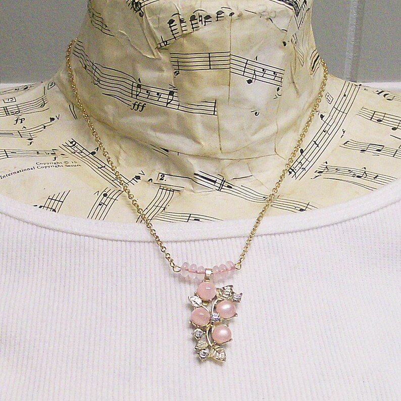 vintage rose quartz necklace vintage rose quartz necklace