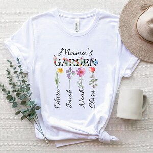 Personalized Mamas Garden Floral Graphic Custom Names Mothers Day Festive Botanical Spring Floral Womens Gift For Mom Grandma Garden Art