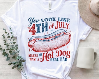 まるで独立記念日みたい、面白い独立記念日Tシャツ、ホットドッグ好きTシャツ、ホットドッグがすごく食べたくなるTシャツ、独立記念日Tシャツ