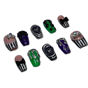 Beetlejuice inspired press on nails,Halloween nails with 3d nail art application pack included.