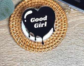 Heart Kindle Grip: Magnetic 'Good Girl' Bookish Accessory