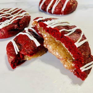 Recette de biscuits velours rouge farcis aux amandes | Biscuits farcis gastronomiques | Biscuits faits maison