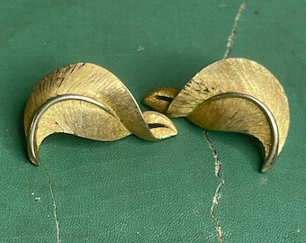 Vintage Trifari Geschwungene Antik Gold Ohrclips