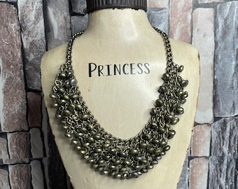Chic Antiqued Brasstone Bib Cha Cha Kragen Halskette
