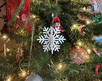 Enfeite de Floco de Neve Impresso em 3D – Decoração de Árvore de Natal Branca de Inverno | Enfeite de Natal Minimalista | Decoração de Floco de Neve Moderna e Reutilizável