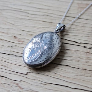 Large Vintage Oval Sterling Silver Locket, Sterling Silver Locket